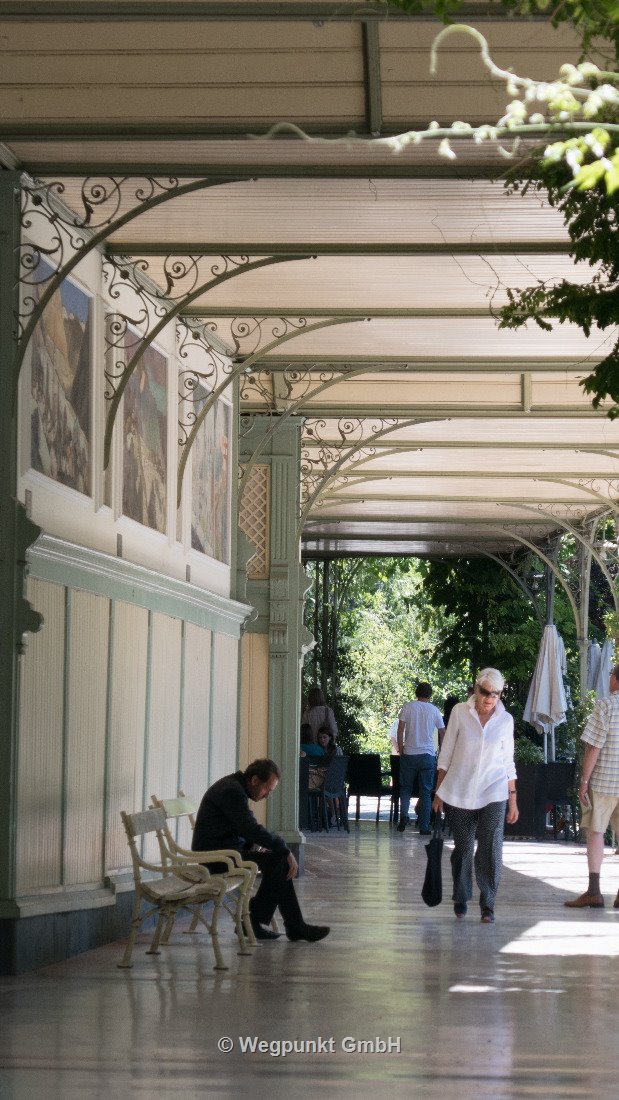An der Winterpromenade, die Sommerpromenade liegt im Schatten
