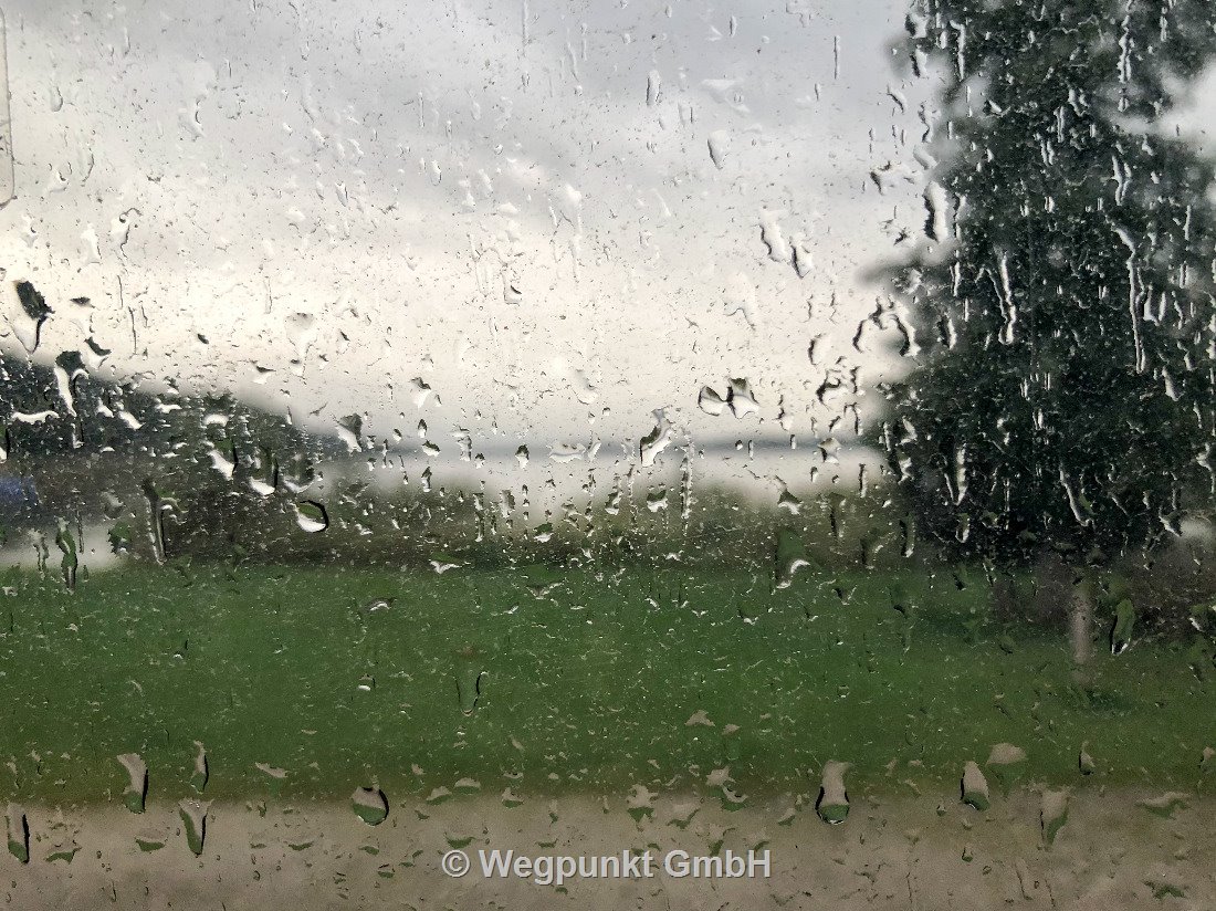 Der Blick in den unendlichen Regen